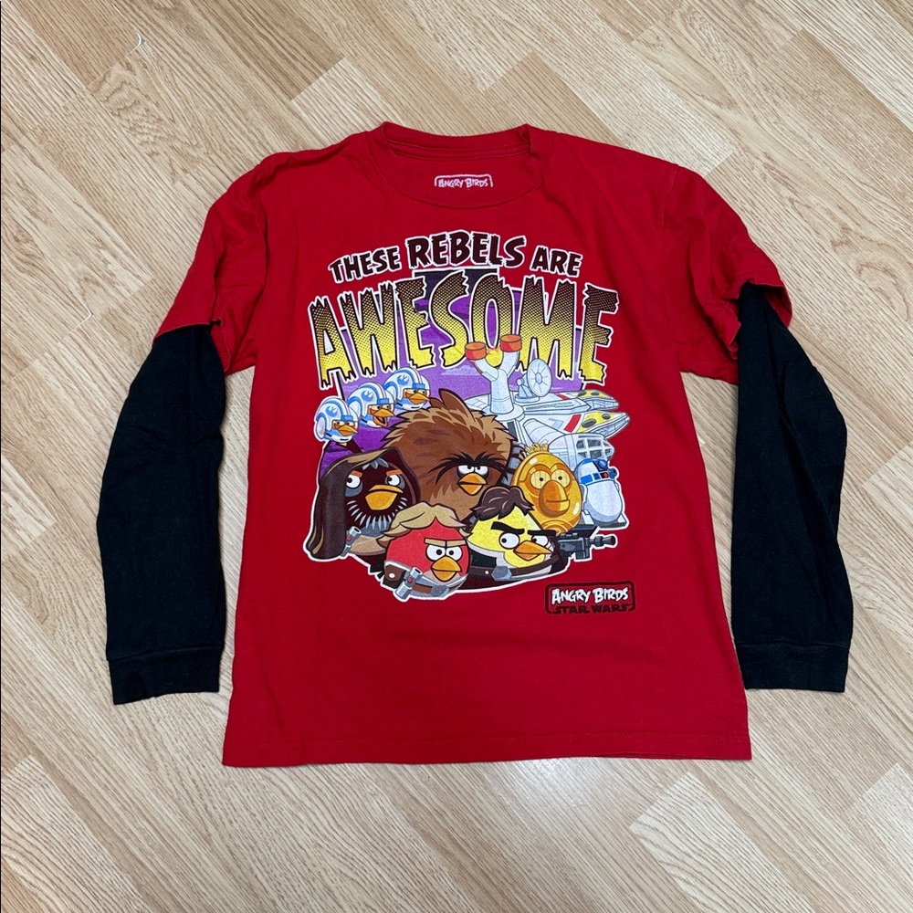 Fifth Sun Red Angry Birds Star Wars Shirt Black Sleeves. Cotton Fun